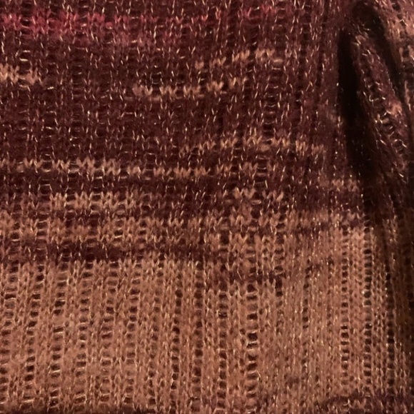 3/$30 Sheer light weight rust and tan neutrals with gold sweater - Picture 4 of 7